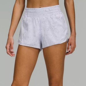 Hotty Hot High-Rise Lined Short 2.5", Gravel Dust Pastel Blue Multi, size 8